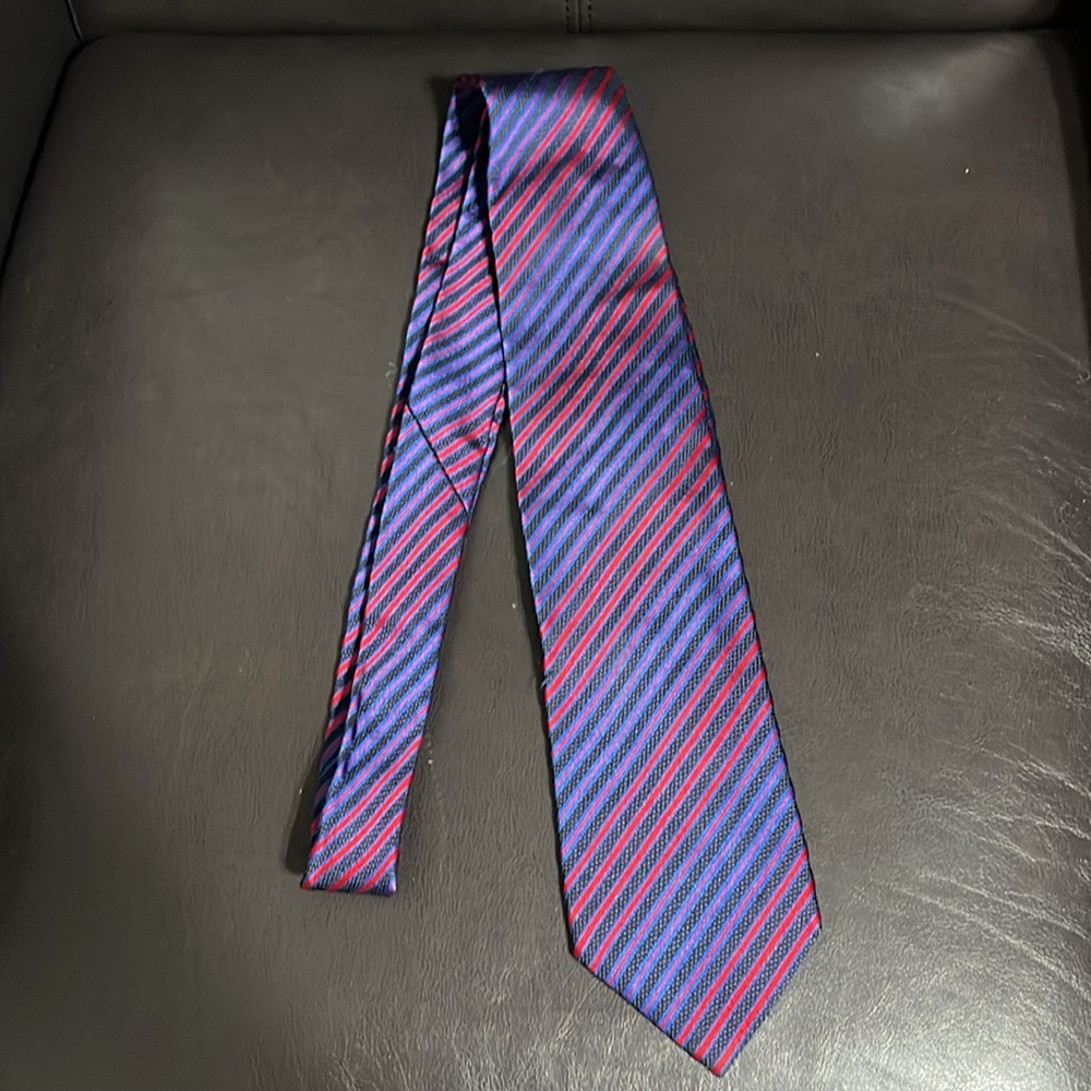 Gucci Red and Blue Striped Tie